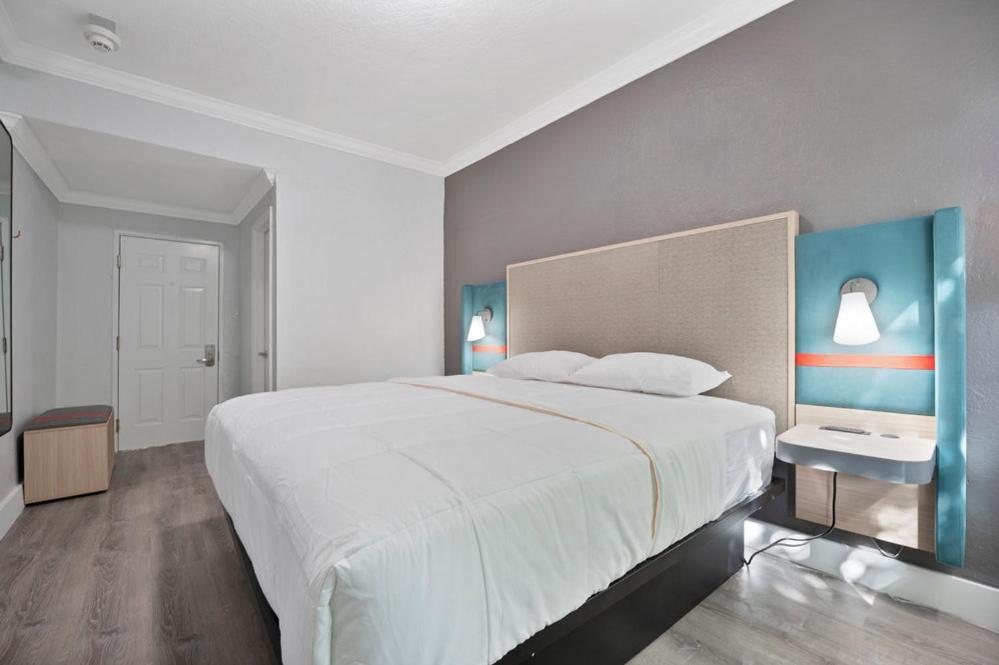 Garden Hotel Miami Airport, Trademark Collection By Wyndham Miami Springs Εξωτερικό φωτογραφία
